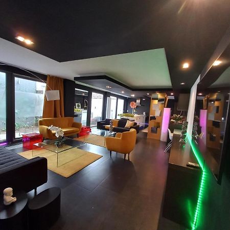 Loft Vip Apartment เลียจ ภายนอก รูปภาพ
